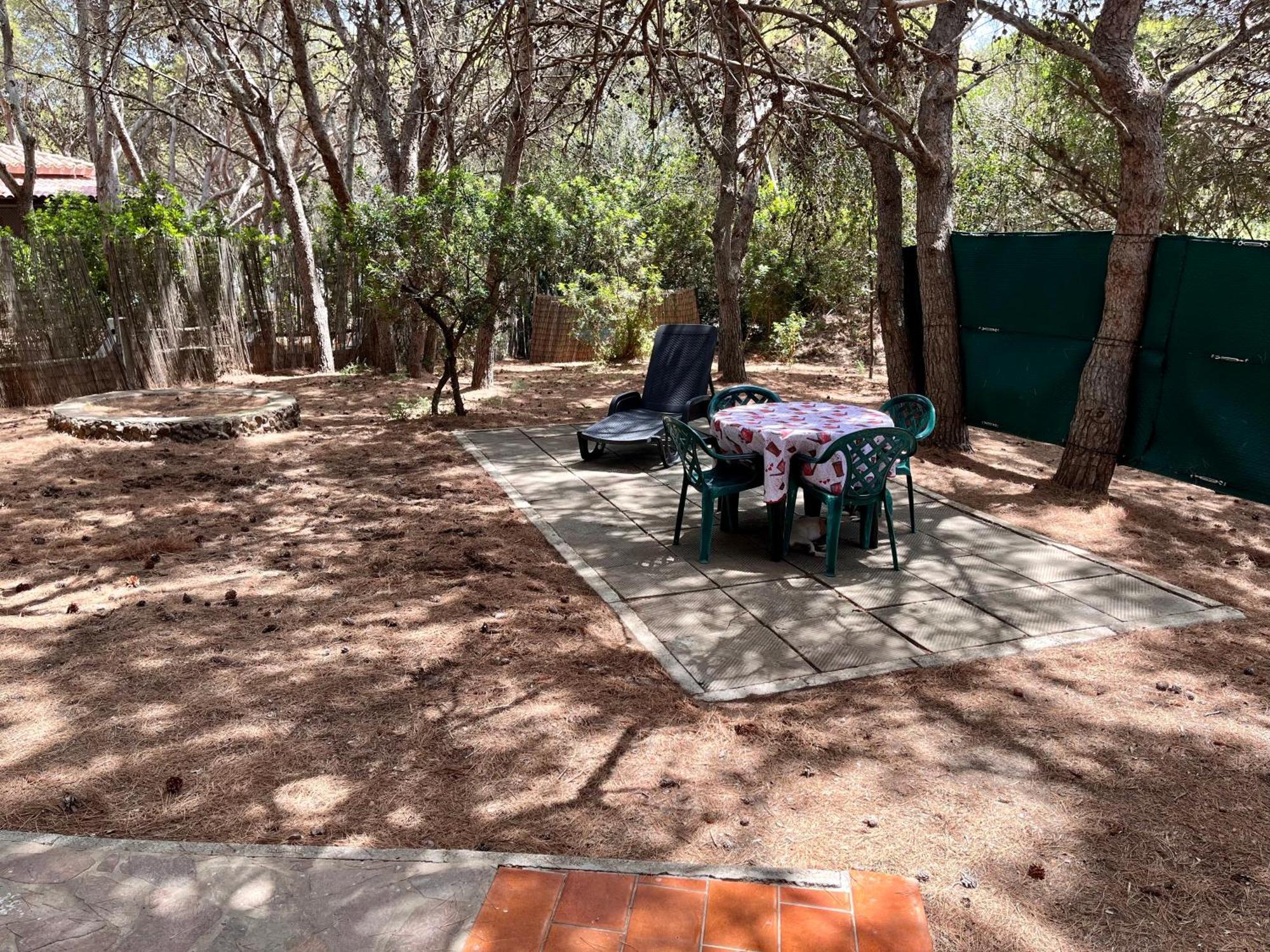 Rustico Porto Pino 30 Mt Dalla Spiaggia Luaran gambar